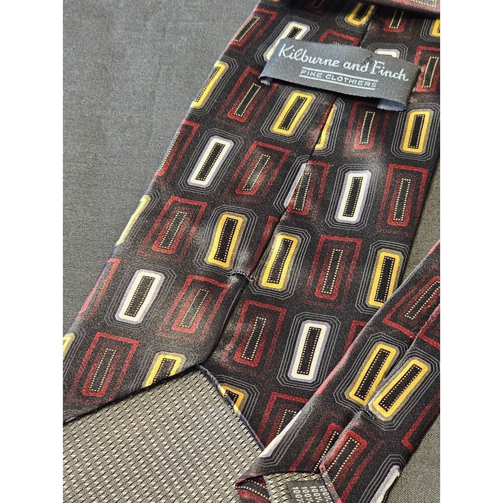 Kilburne & Finch Geometric Pattern Tie - Picture 8 of 9